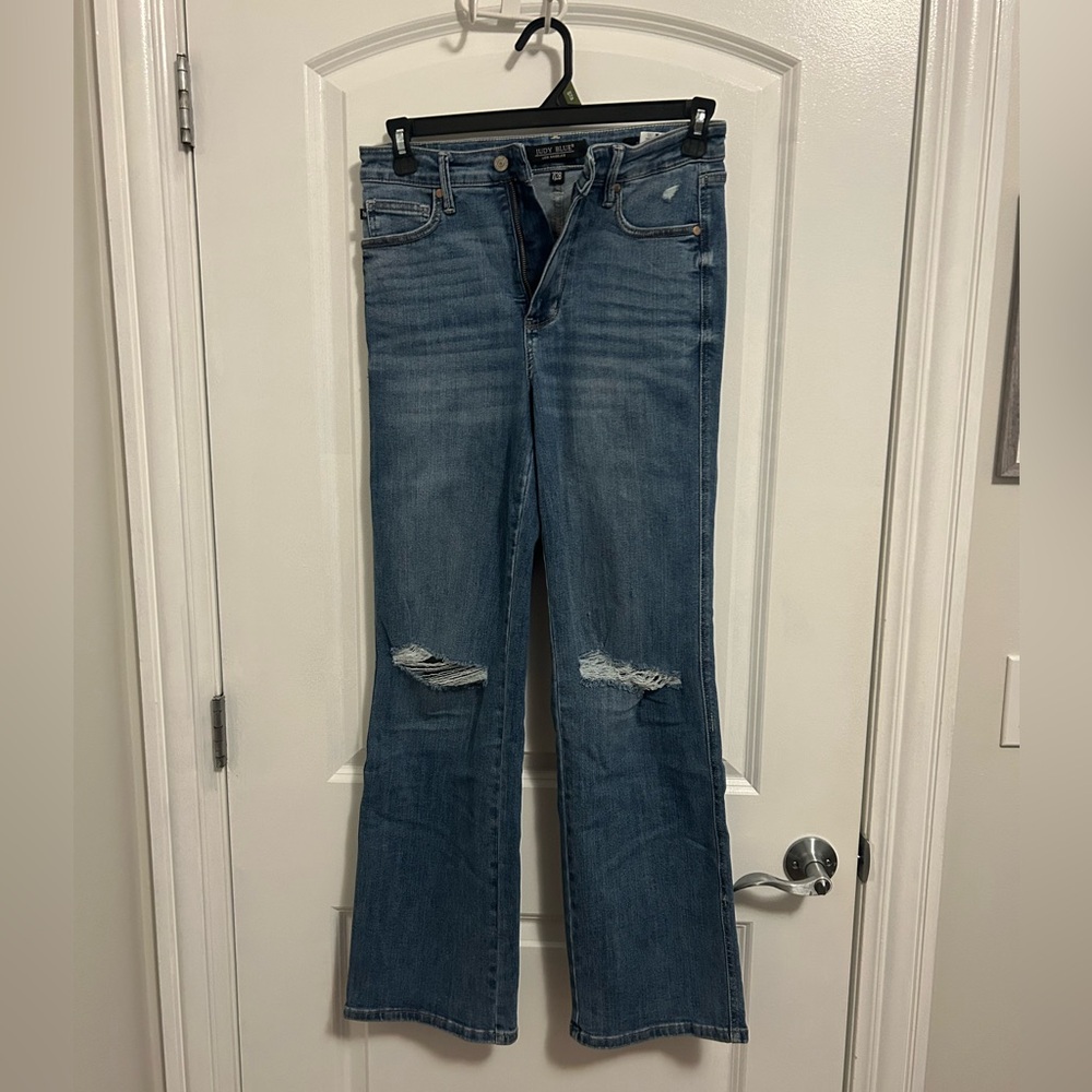 Judy Blue Women’s Distressed Straight leg Blue Jeans - Classic Mid Wash